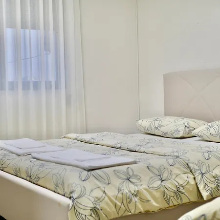 Appartement Shkodrastay *
